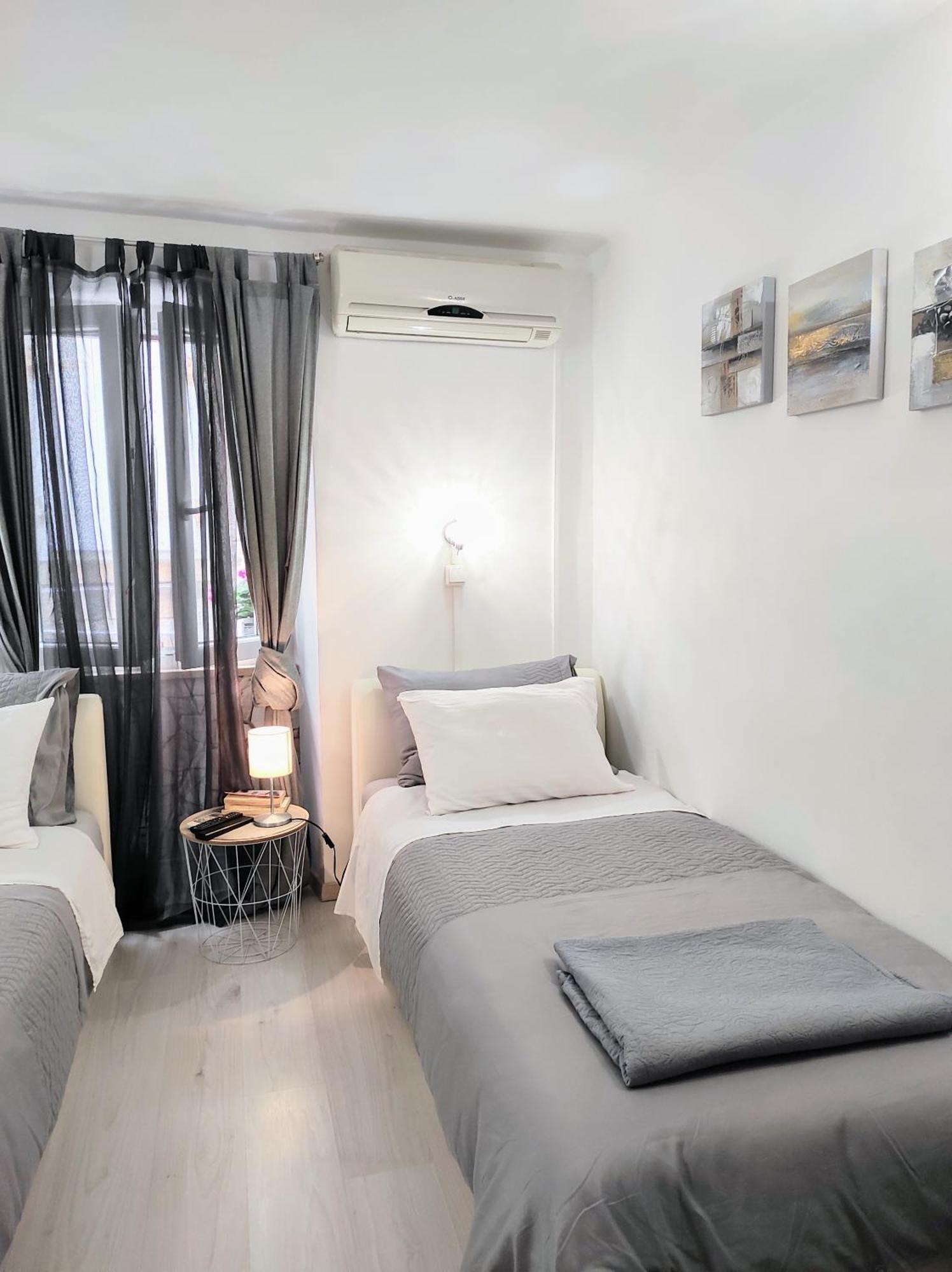 Apartments & Rooms As Vis Habitación foto