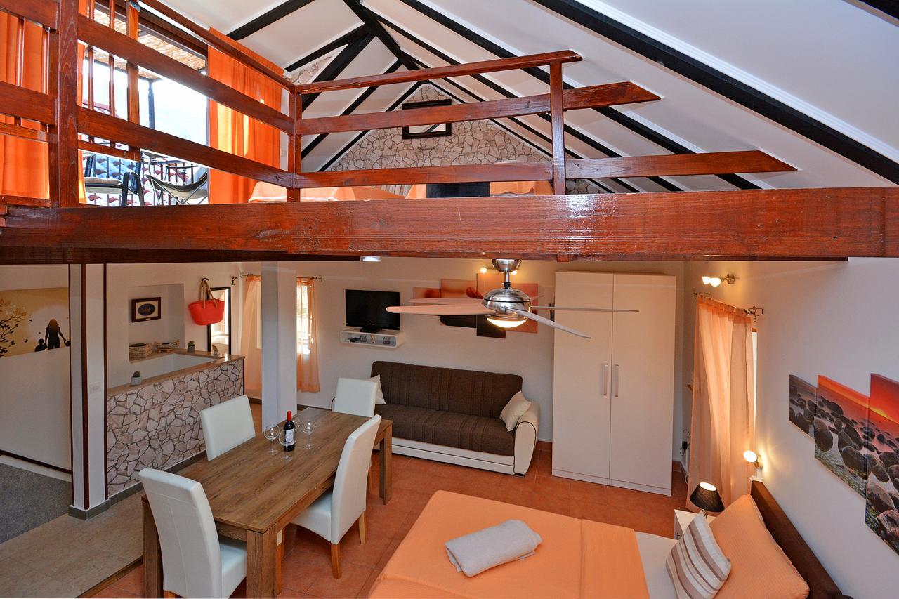 Apartments & Rooms As Vis Exterior foto