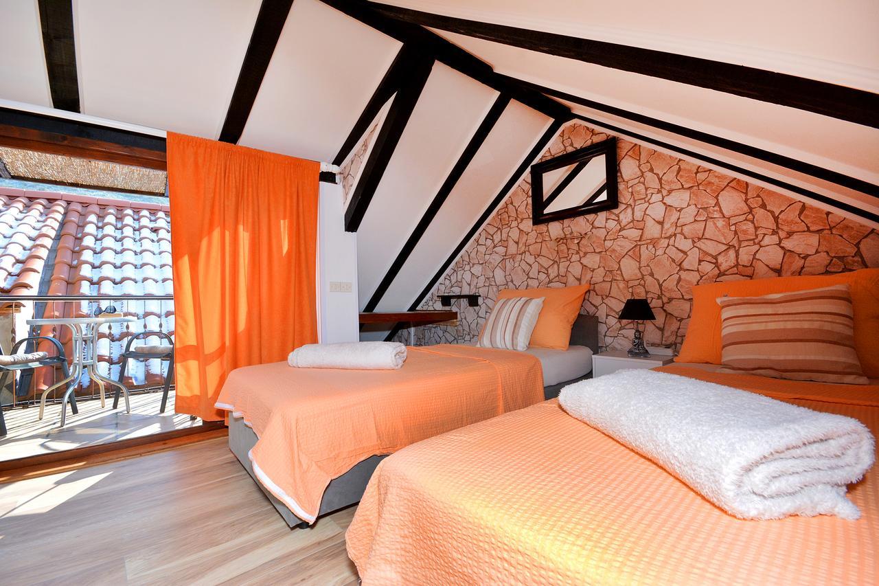 Apartments & Rooms As Vis Exterior foto