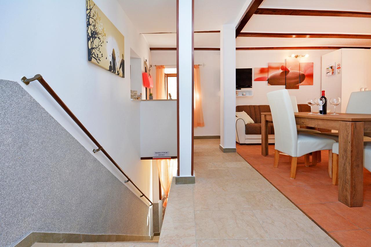 Apartments & Rooms As Vis Exterior foto